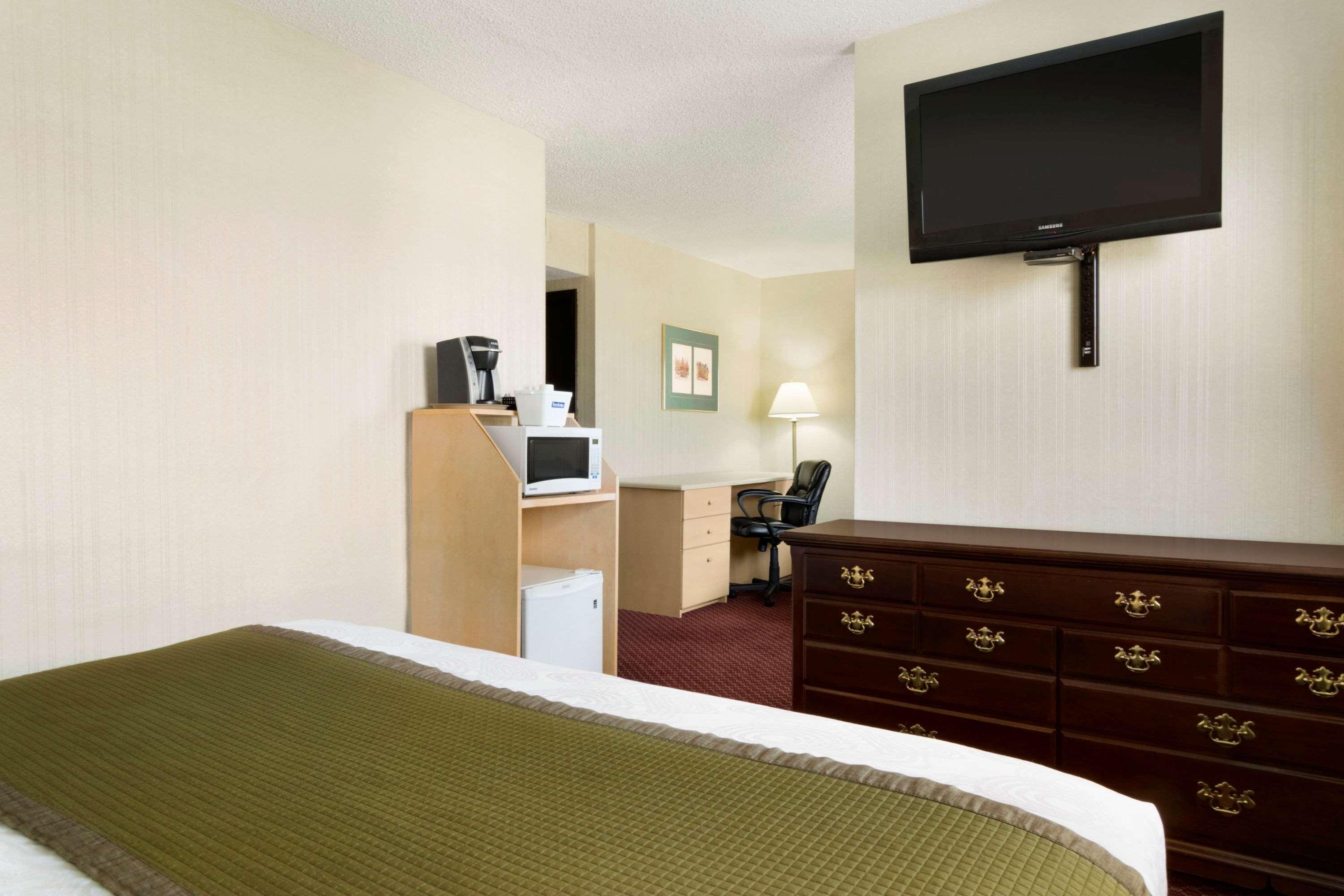 Travelodge By Wyndham Lethbridge Eksteriør bilde