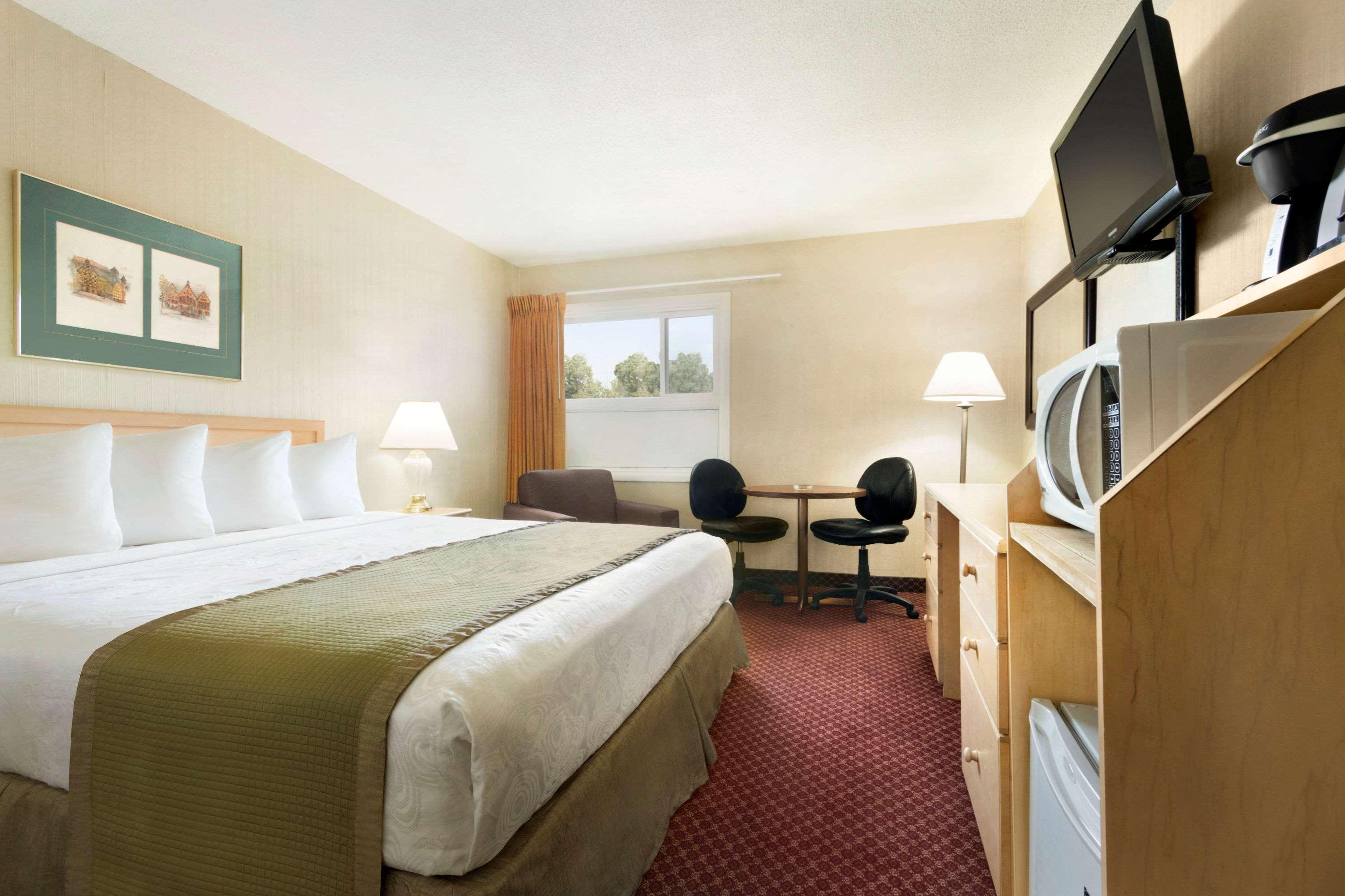 Travelodge By Wyndham Lethbridge Eksteriør bilde