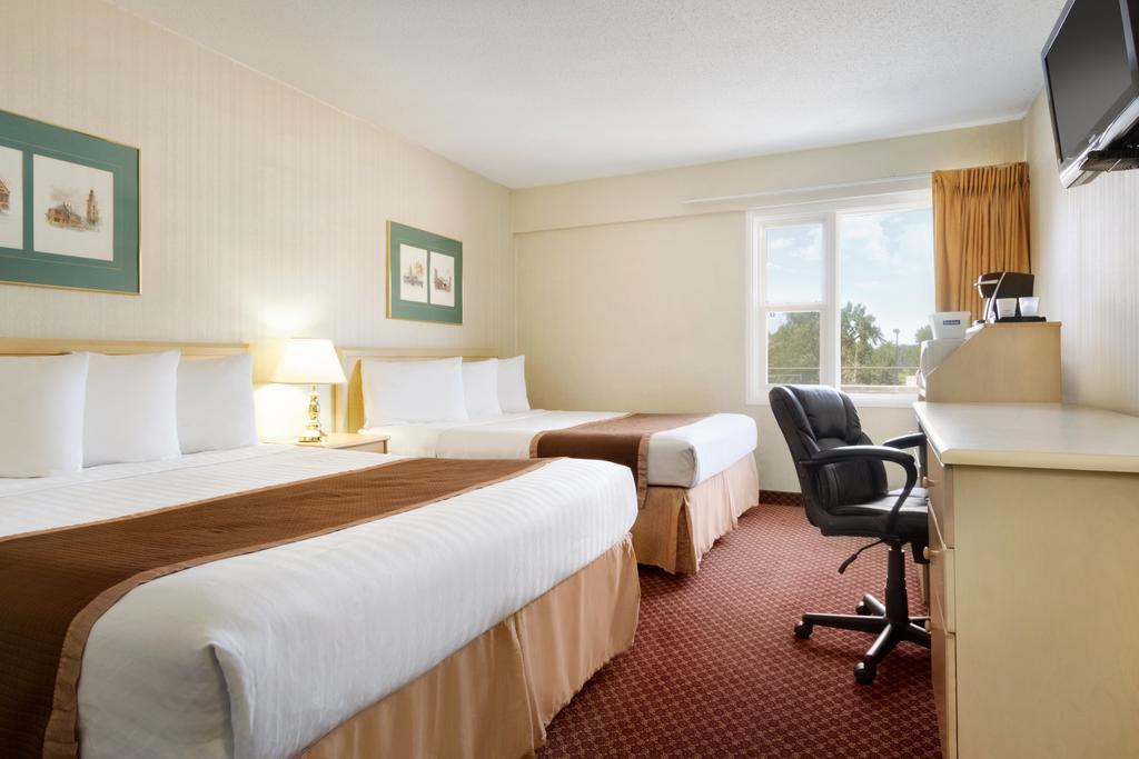 Travelodge By Wyndham Lethbridge Eksteriør bilde
