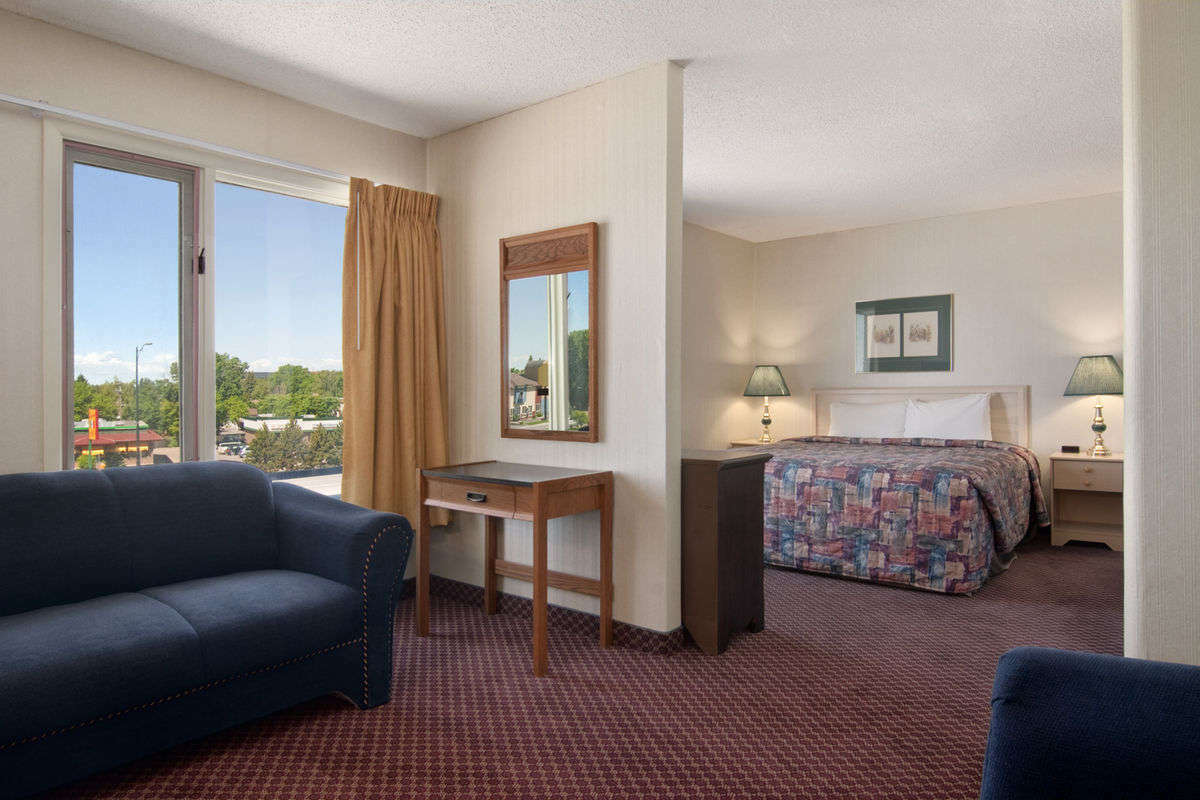 Travelodge By Wyndham Lethbridge Eksteriør bilde